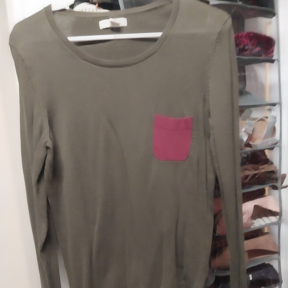 G.H. Bass olive green sweater mens size M women's L